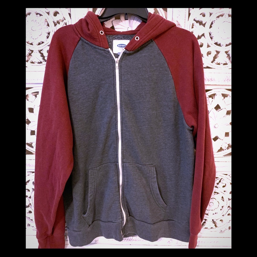 Old Navy Maroon & Gray Light Weight Hoodie 👌🏼